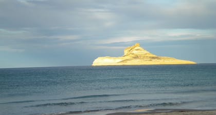 Ferienwohnungen: Charmantes Haus zwischen Meer und Bergen,
