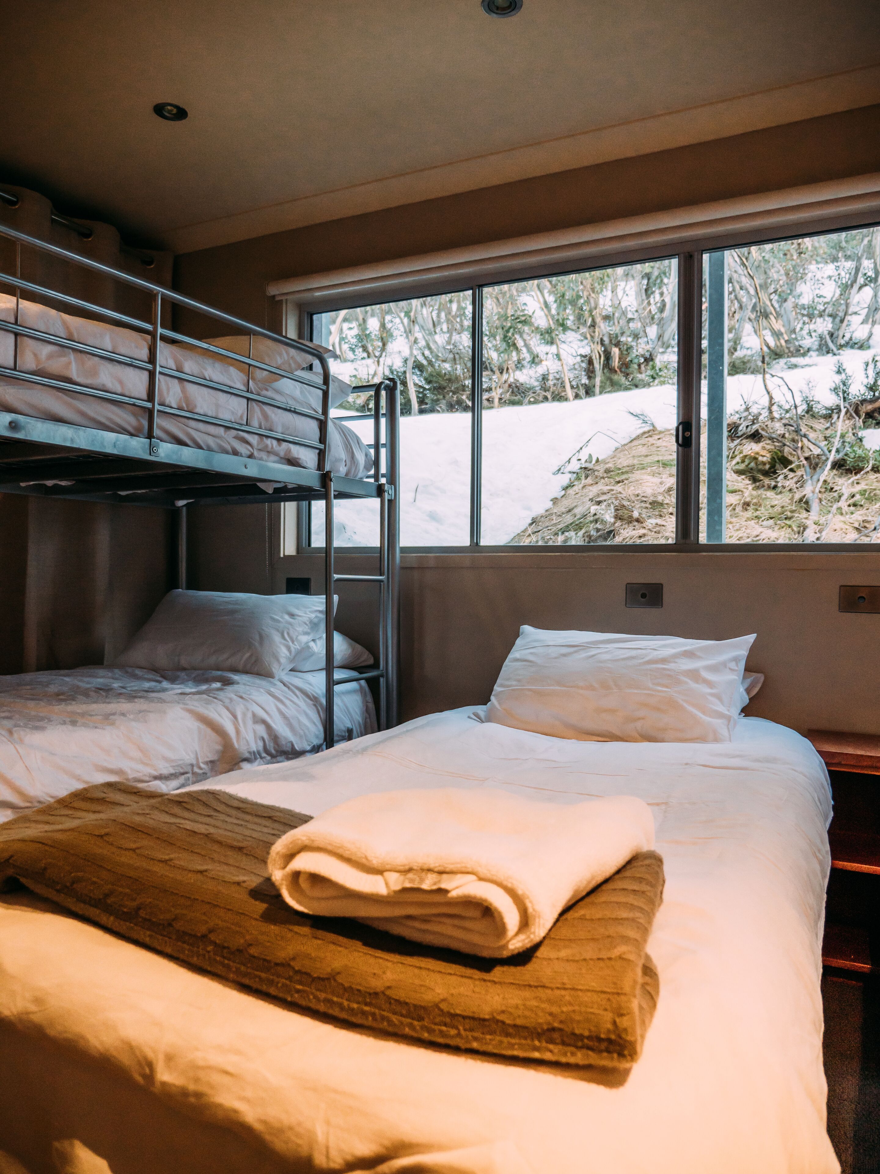 Snow Fall Lodge at Falls Creek  Ski In - Ski Out — image 29