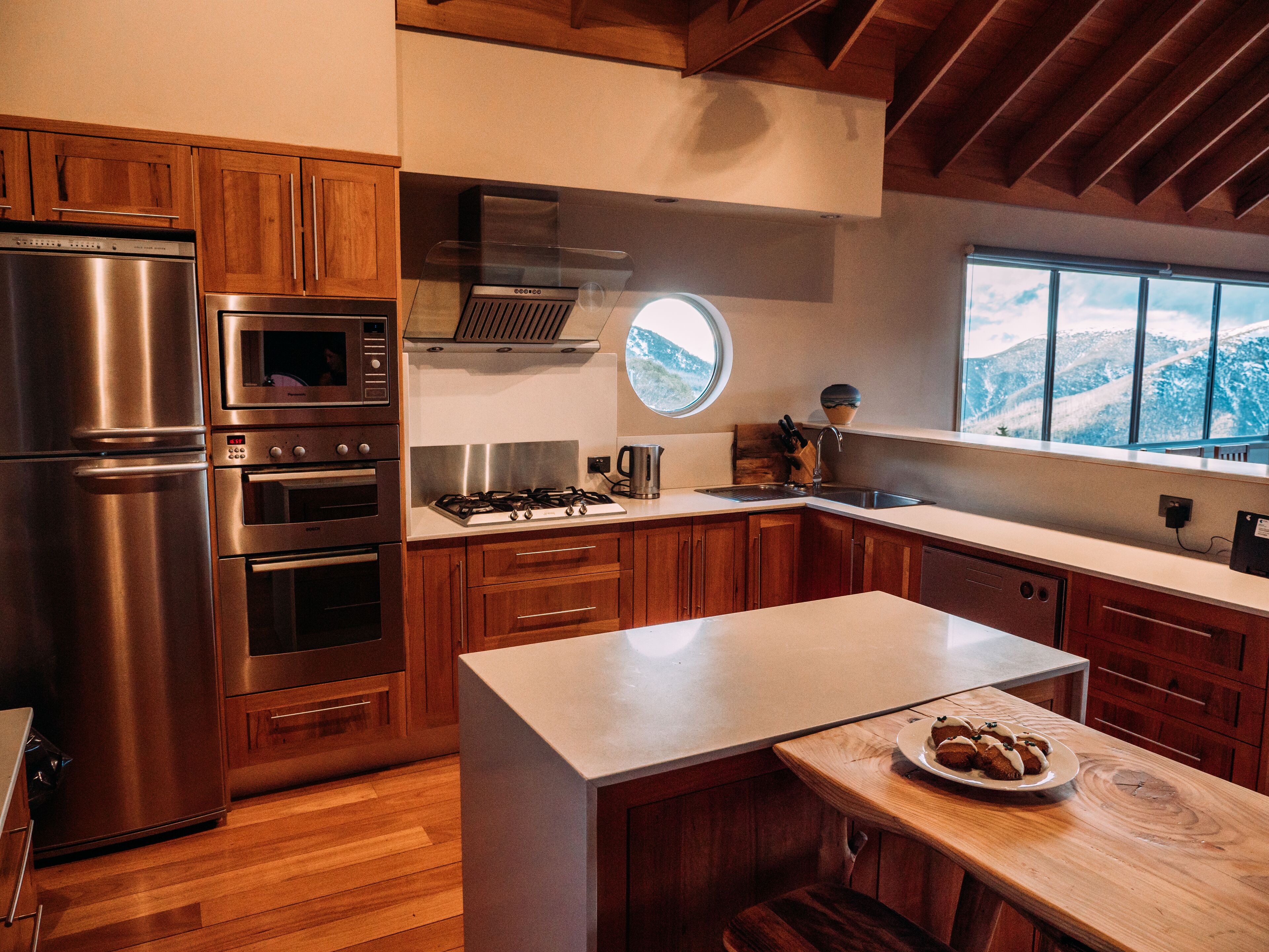 Snow Fall at Crows Nest, Falls Creek