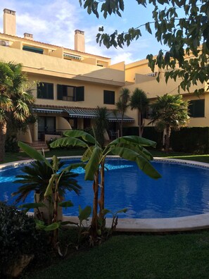 Alberca al aire libre