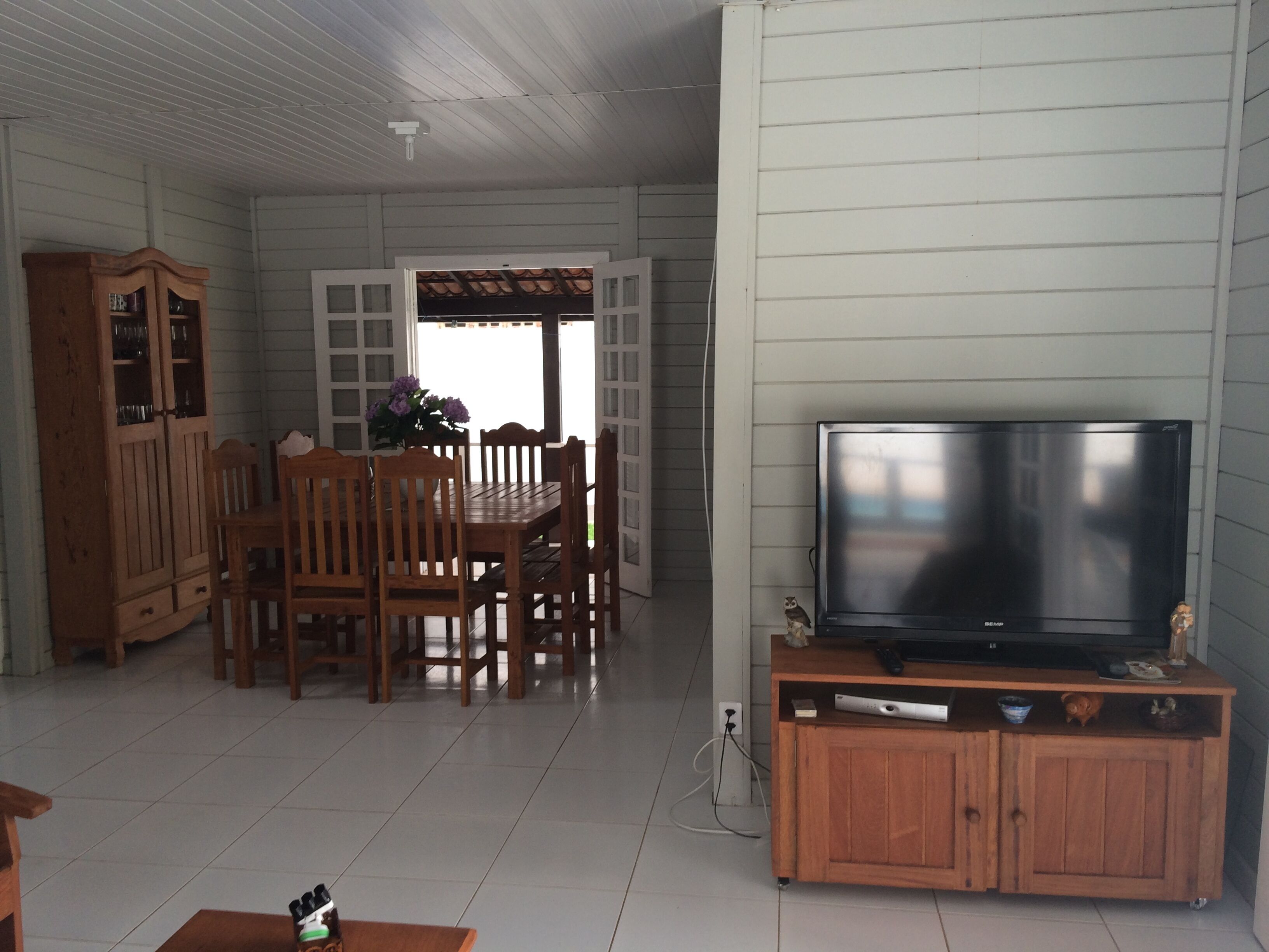 Large house with pool, barbecue, AR, 2 suites