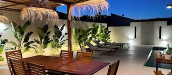 3 Rooms Villa, at 1min walking from the beach, A/A, free wifi