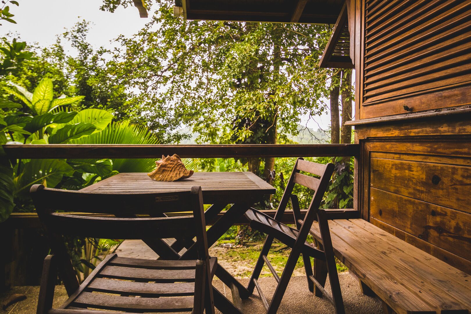 屋外ダイニングエリア