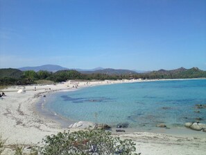 On the beach - APARTMENT IN THE CENTER (TORTOLI)