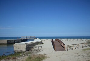 Beach nearby - Beach house 800 meters from the beach in the medieval village, Family (Posada)