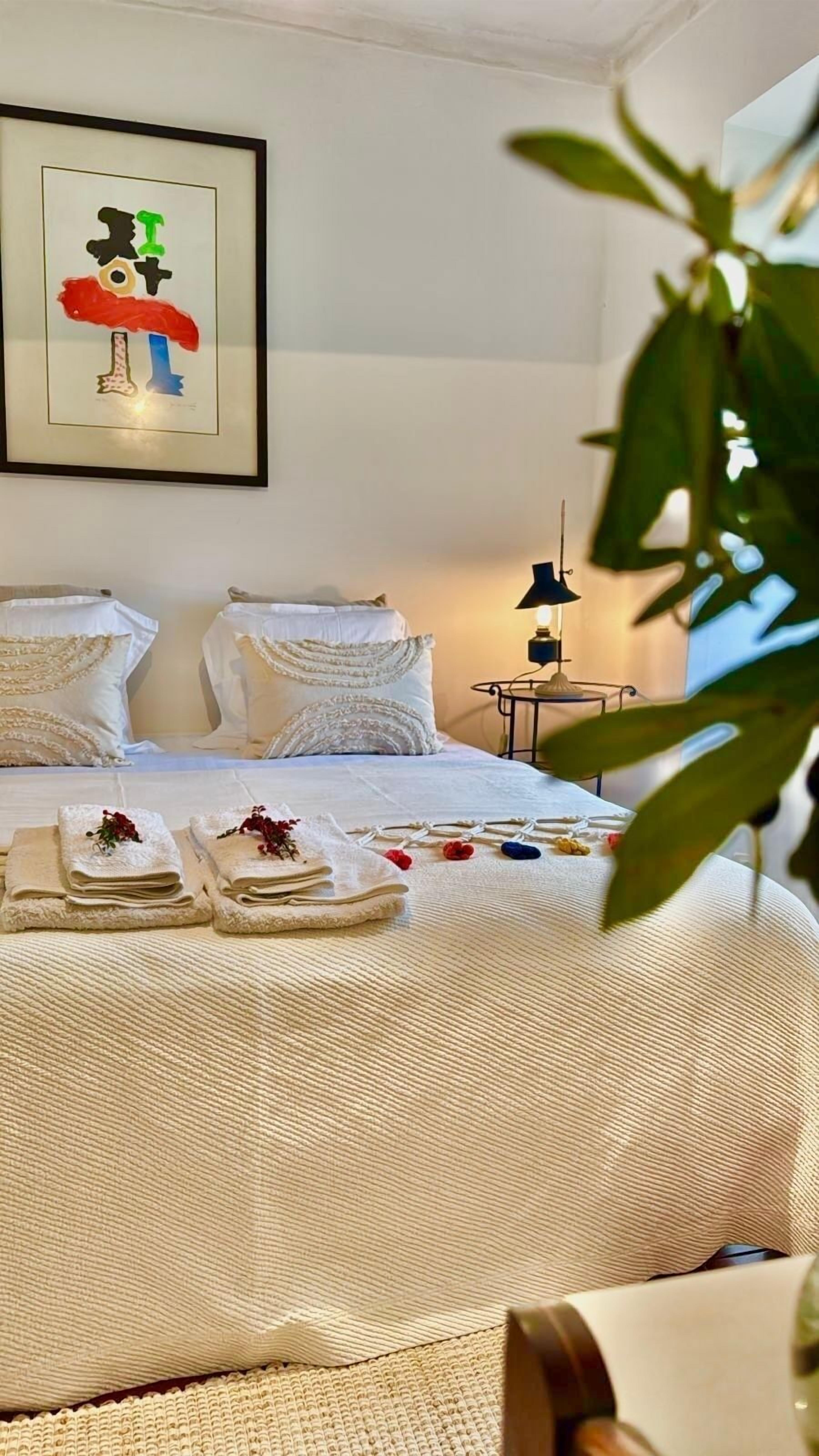 8 Schlafzimmer, Bügeleisen/Bügelbrett, Reisekinderbett, kostenloses WLAN