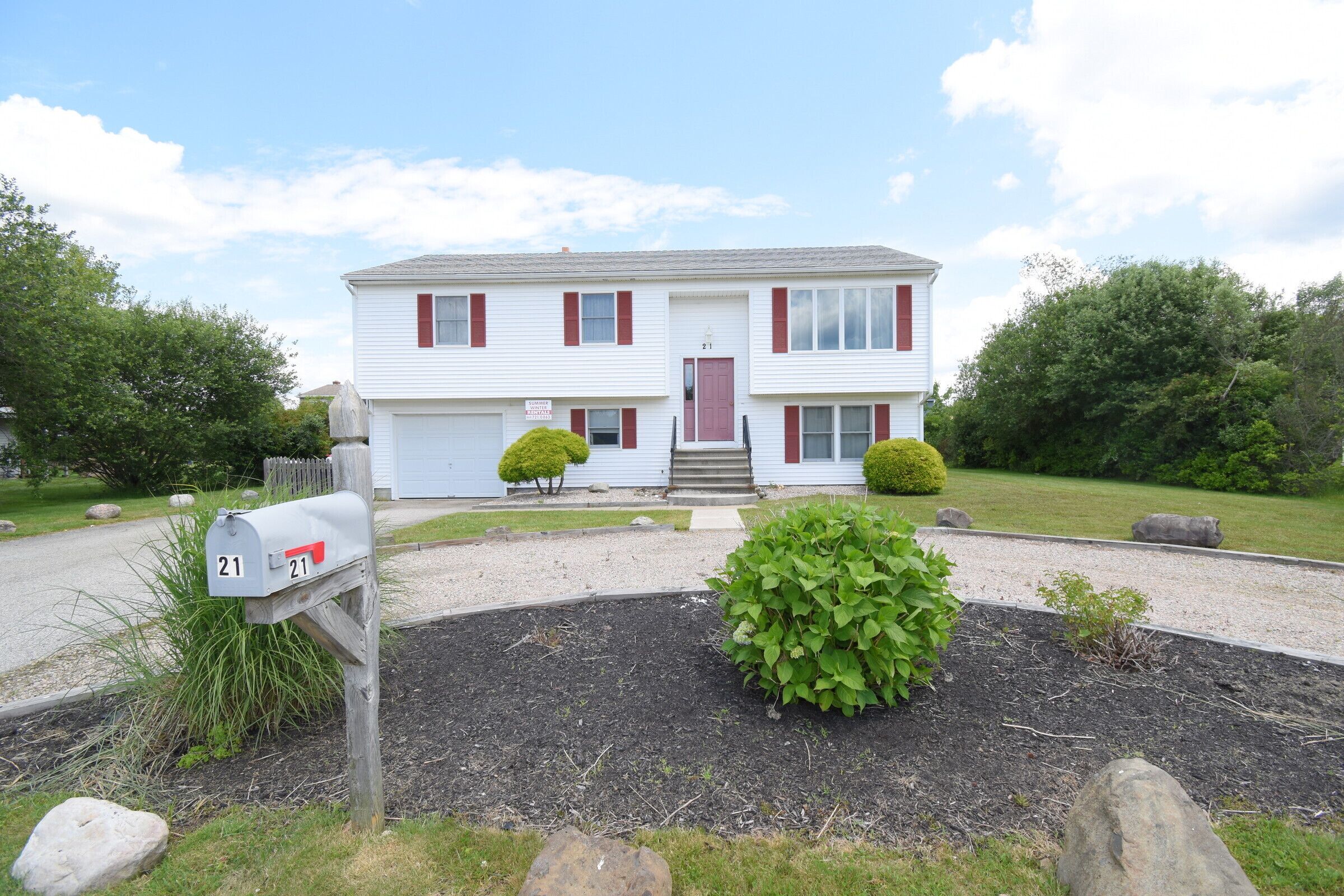 Immaculate Rental with A/C!