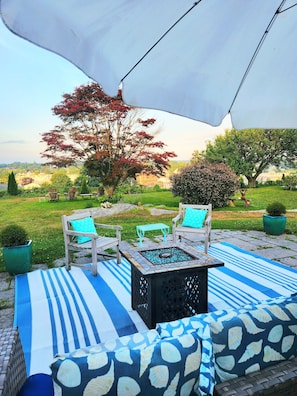Property grounds - Best Waterviews & Walk to Town (Mystic)