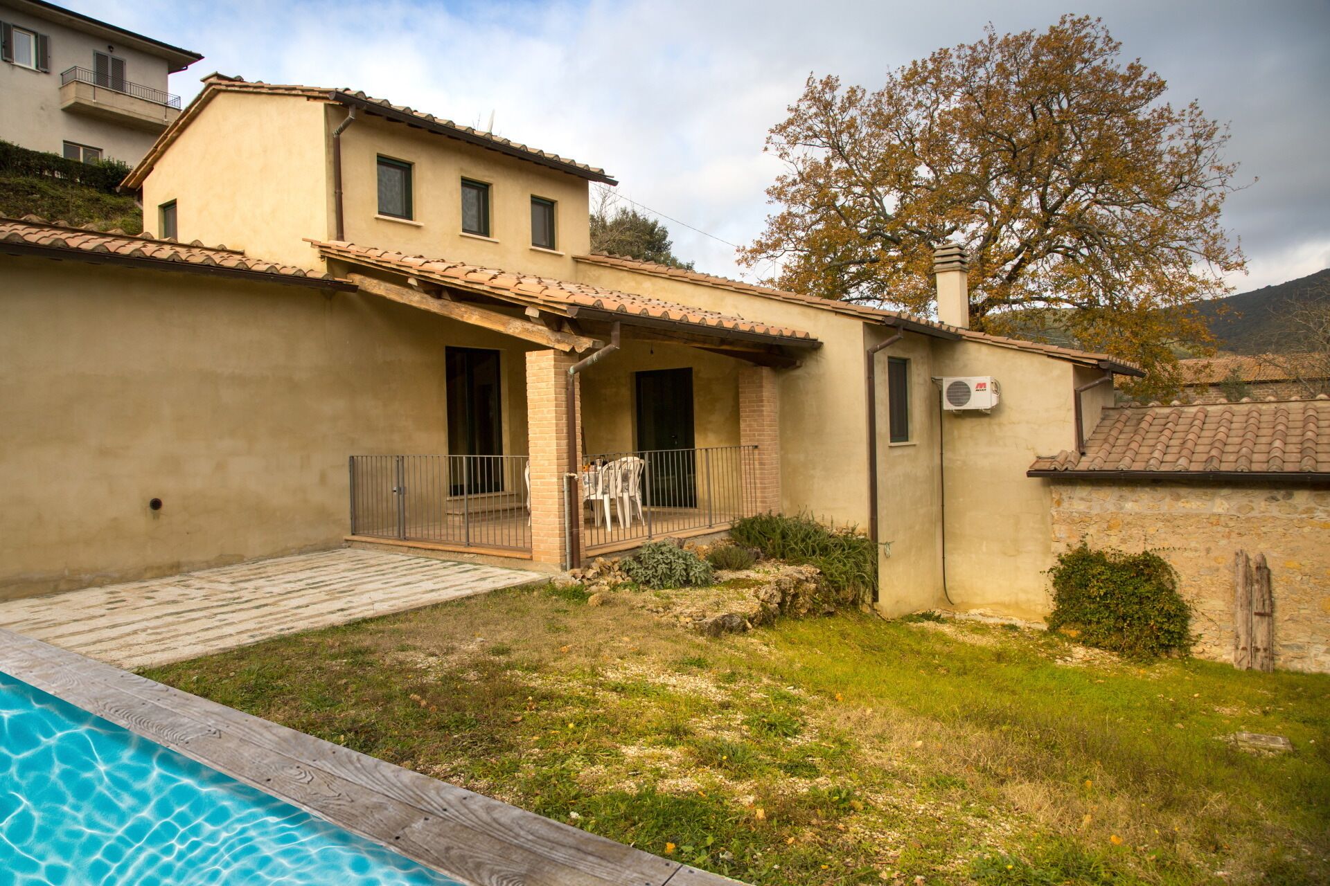 Beautiful Villa with private pool 100 KM from Rome