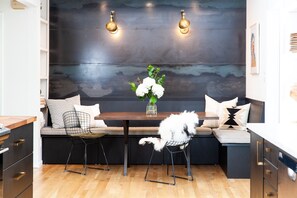 Interior - Midcentury The Inspiration (New Braunfels)