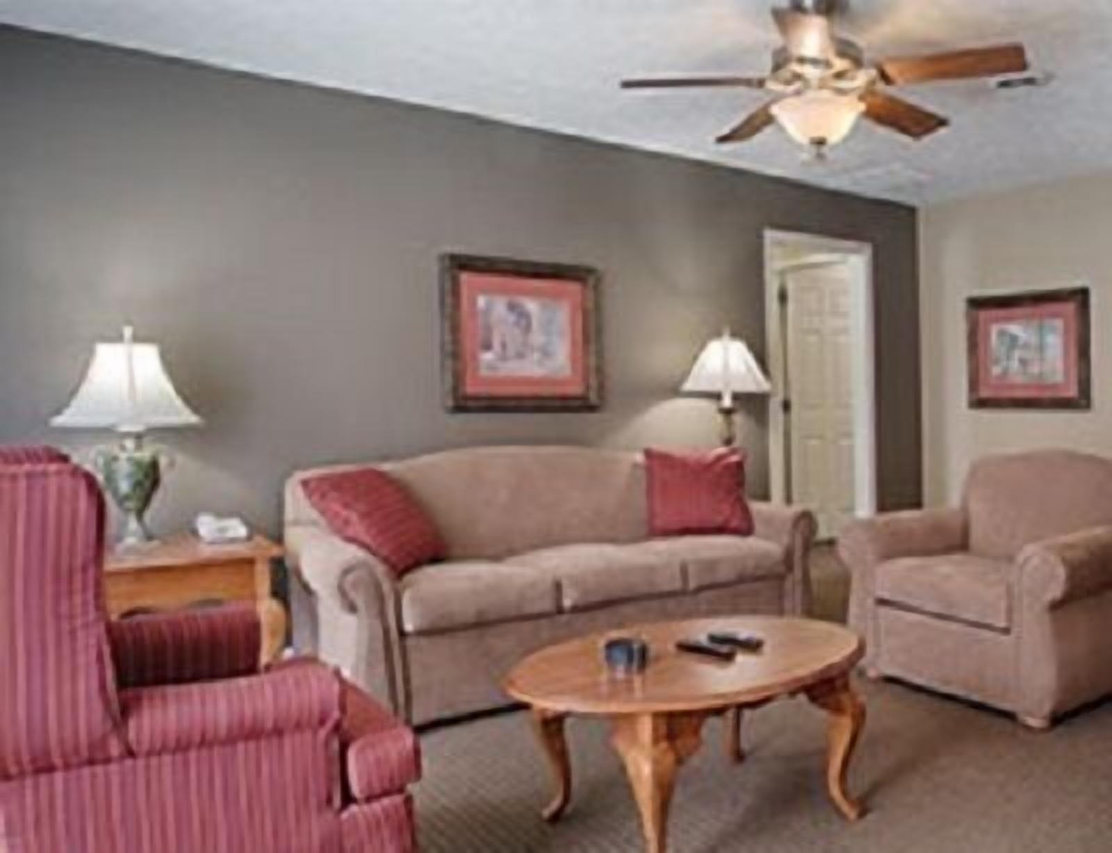 Fun in Williamsburg- Close to everything 3 bdrm