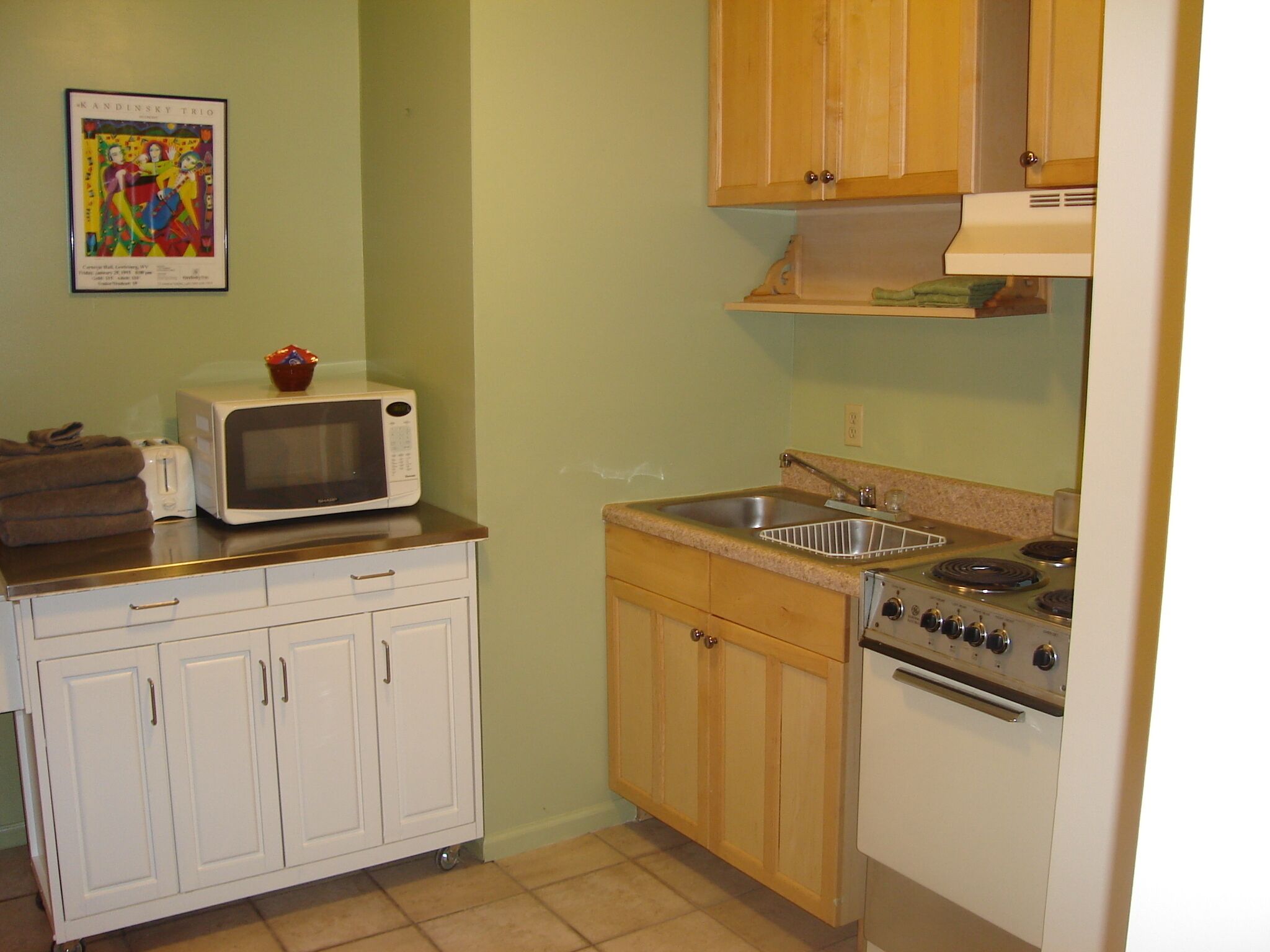 Studio apartments with kitchenette in the historic Appalachian town