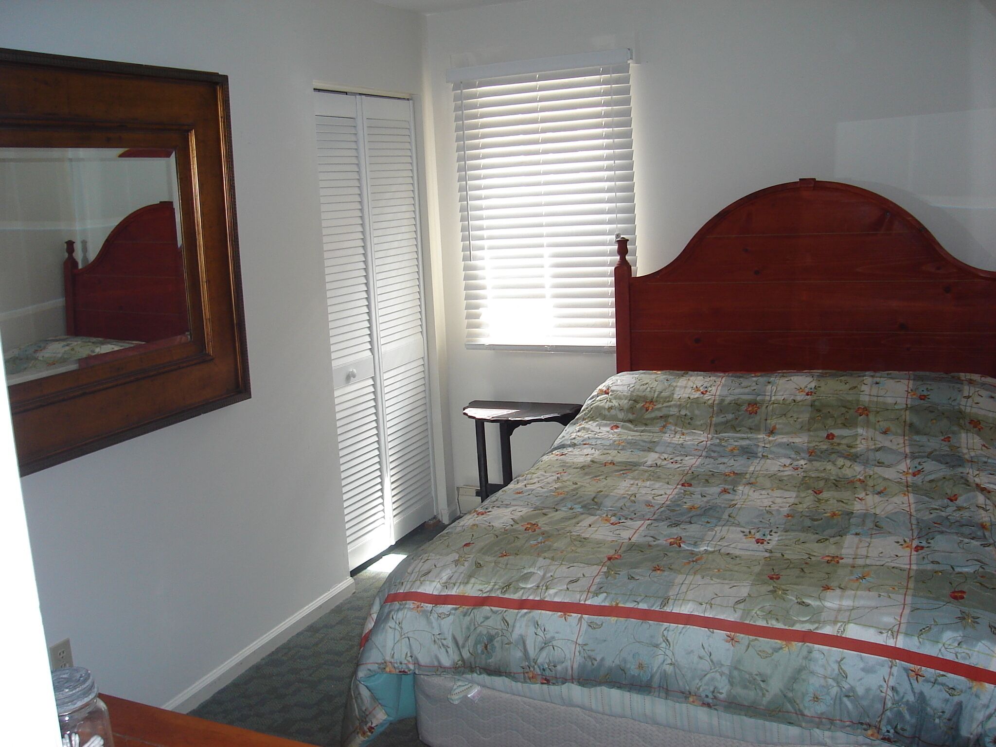 Studio apartments with kitchenette in the historic Appalachian town