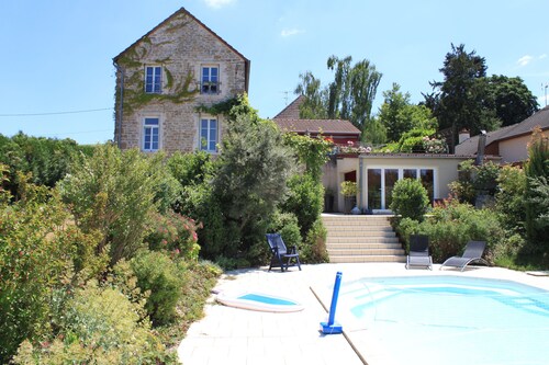 Cherry Suite @ Calme au Canal du Centre