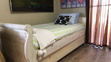 3 bedrooms, internet, wheelchair access