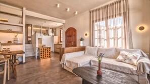 Smart TV, fireplace, books