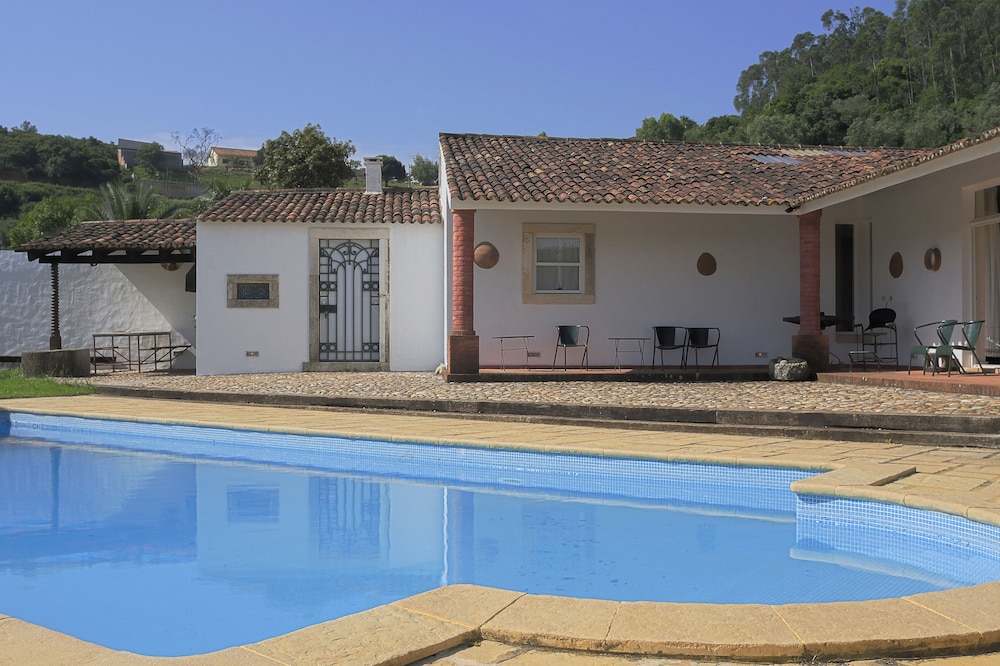 4 bedrooms villa with private pool