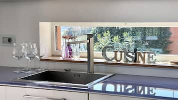 Kühlschrank, Ofen, Herdplatte, Geschirrspüler