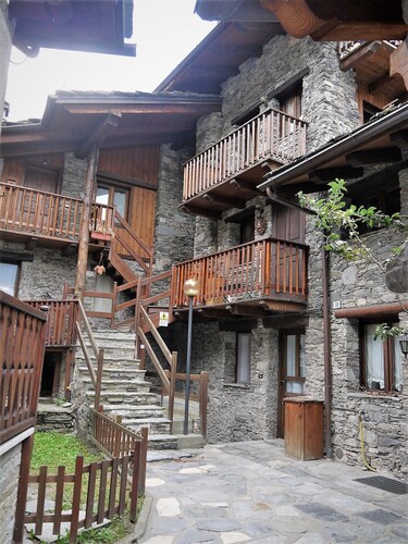 Kolme huonetta 4/5 vuodepaikkaa, näkymät Mont Blanc ja yksityiset laatikko