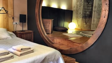 1 slaapkamer, een strijkplank/strijkijzer, beddengoed