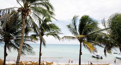 Ocean Front Condo Corto Maltes 104 En centre-ville