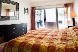 2 bedrooms, in-room safe, iron/ironing board, travel cot