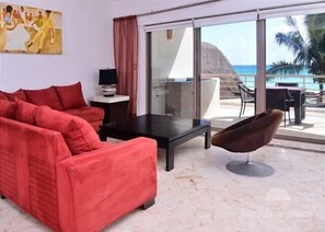 Smart TV, reproductor de DVD y libros