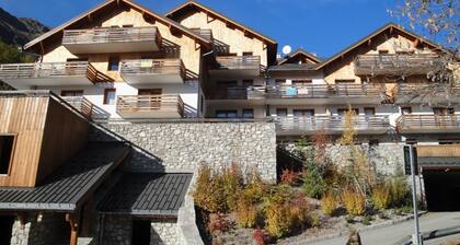 Appartement à Vaujany | Près des pistes de ski!