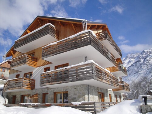 Appartement à Vaujany | Près des pistes de ski!