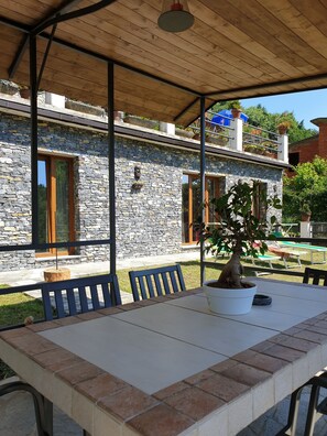 Outdoor dining - A house between the sea and the hill CITRA 010007-LT-0175  (Camogli)