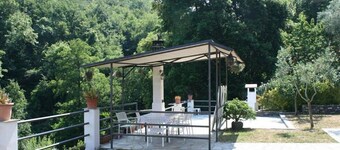 A house between the sea and the hill CITRA 010007-LT-0175 