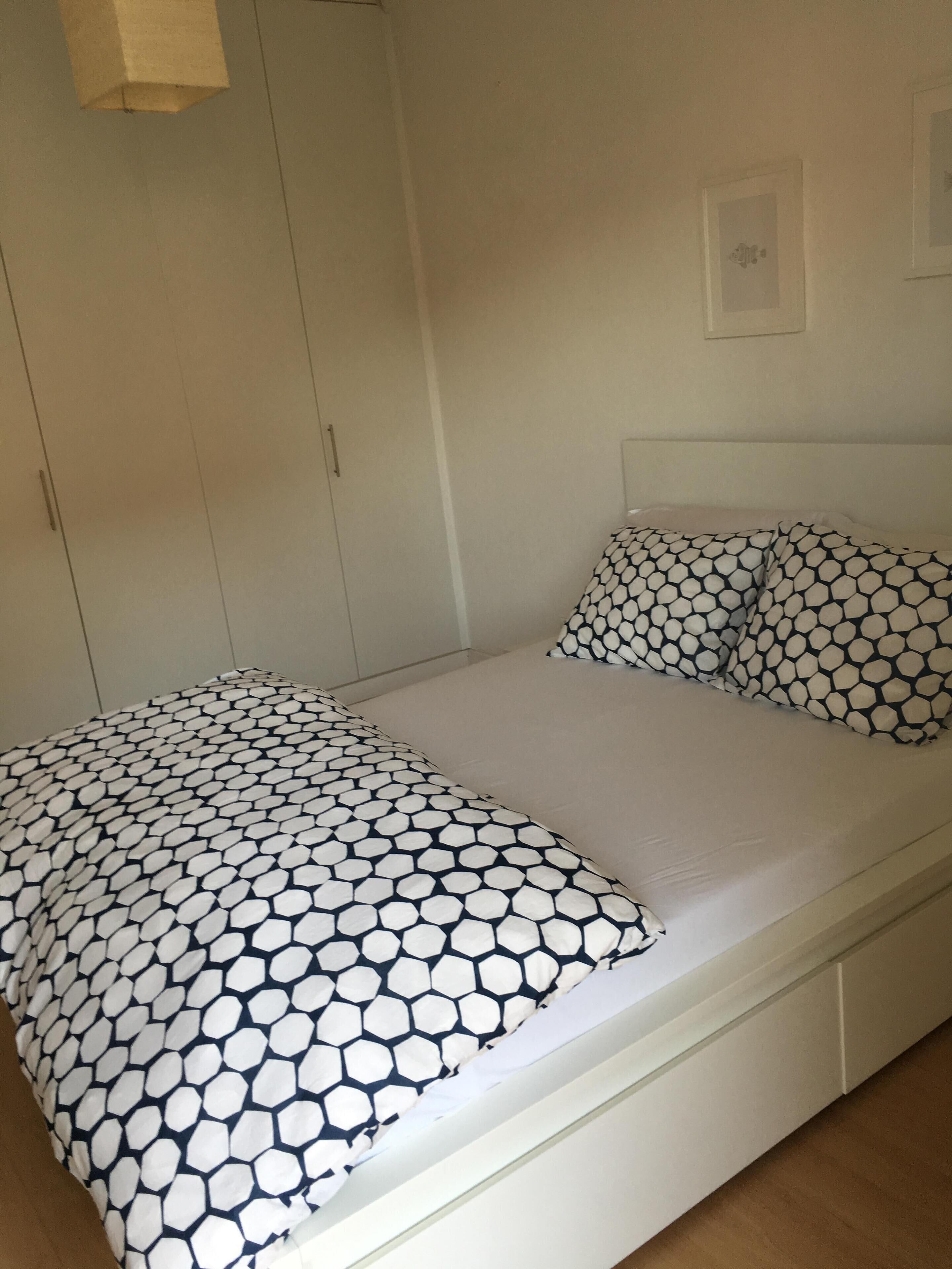 2 bedroom apartment next to the beach - Free wifi