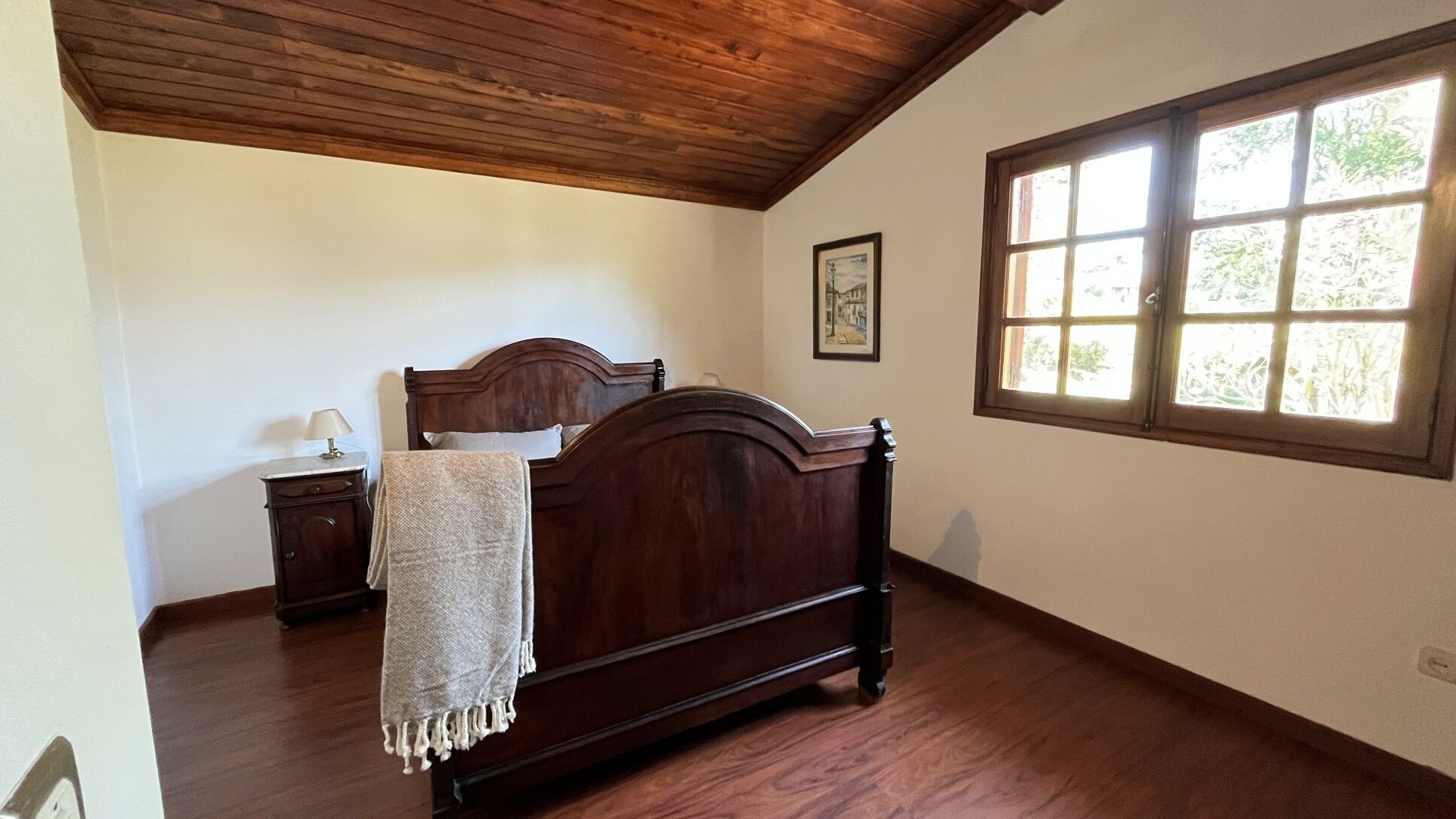 House Holiday in Northern Portugal with BBQ space, next to the river 