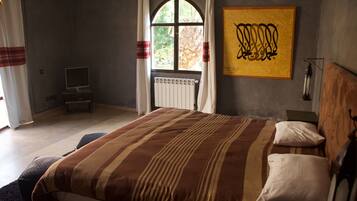 14 sovrum, strykjÀrn/strykbrÀda, internet och sÀngklÀder