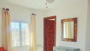 2 camere, ferro/asse da stiro, Wi-Fi gratuito, lenzuola