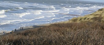 Nice holiday home for 6 pers., Only 500m from the beach, with own beach cabin