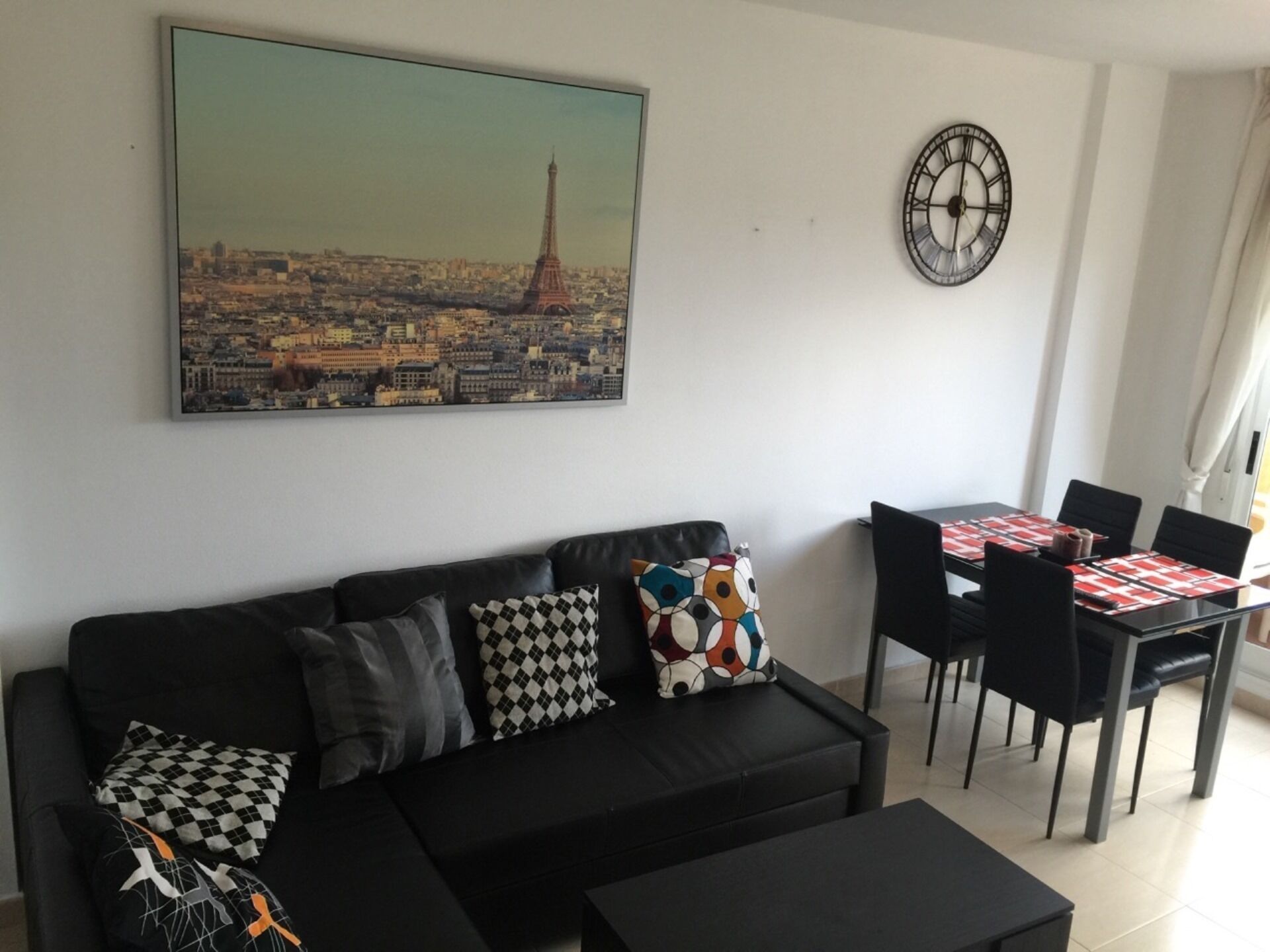 Mountain view 2-bedroom Apartment with WI-FI in Almoradi (Alicante) SPAIN