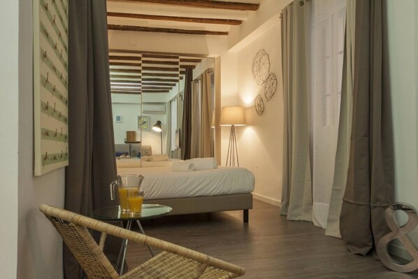 1 bedroom, WiFi, bed sheets - Singular Stays Mercado Central III (València)