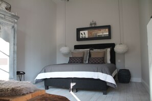 1 bedroom, desk, iron/ironing board, WiFi - Stylish design Apartment (Trier)