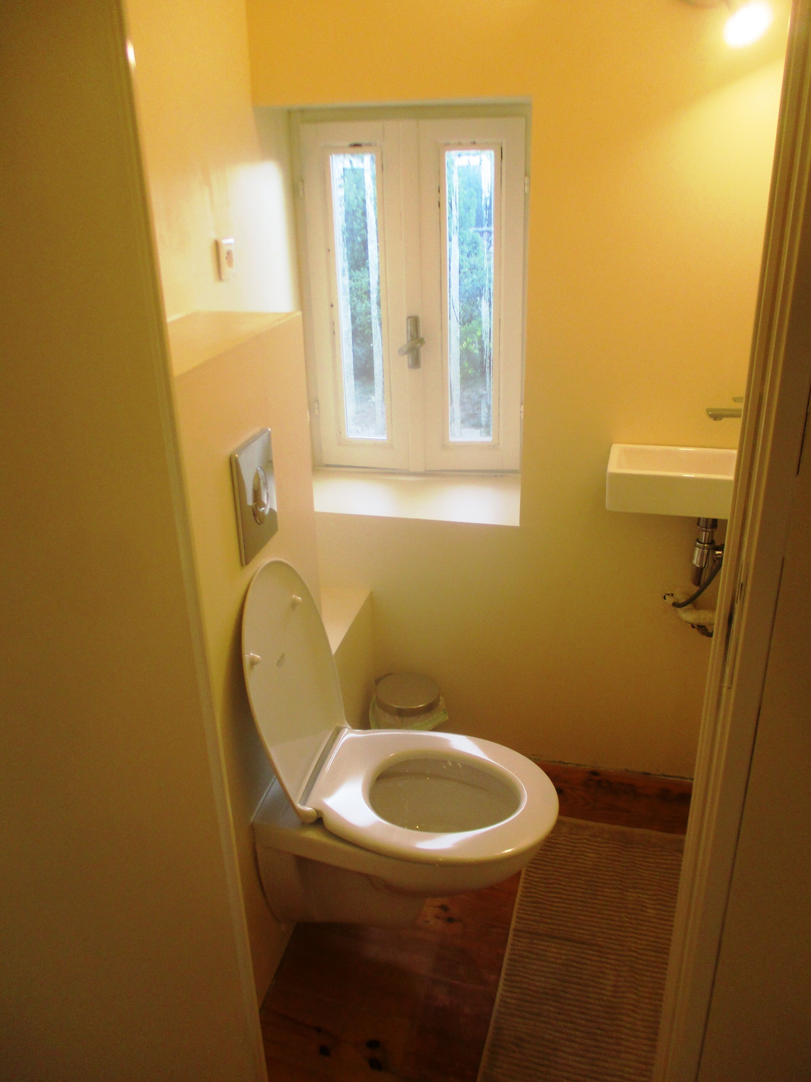 100% quiet in Uzès! Swimming-pool 12X8, 100m²+private terrace, big garden, WIFI 