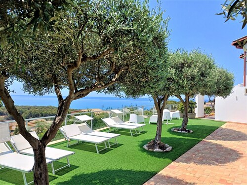 For 2+2 family, near sea and Nature Reserve with pool