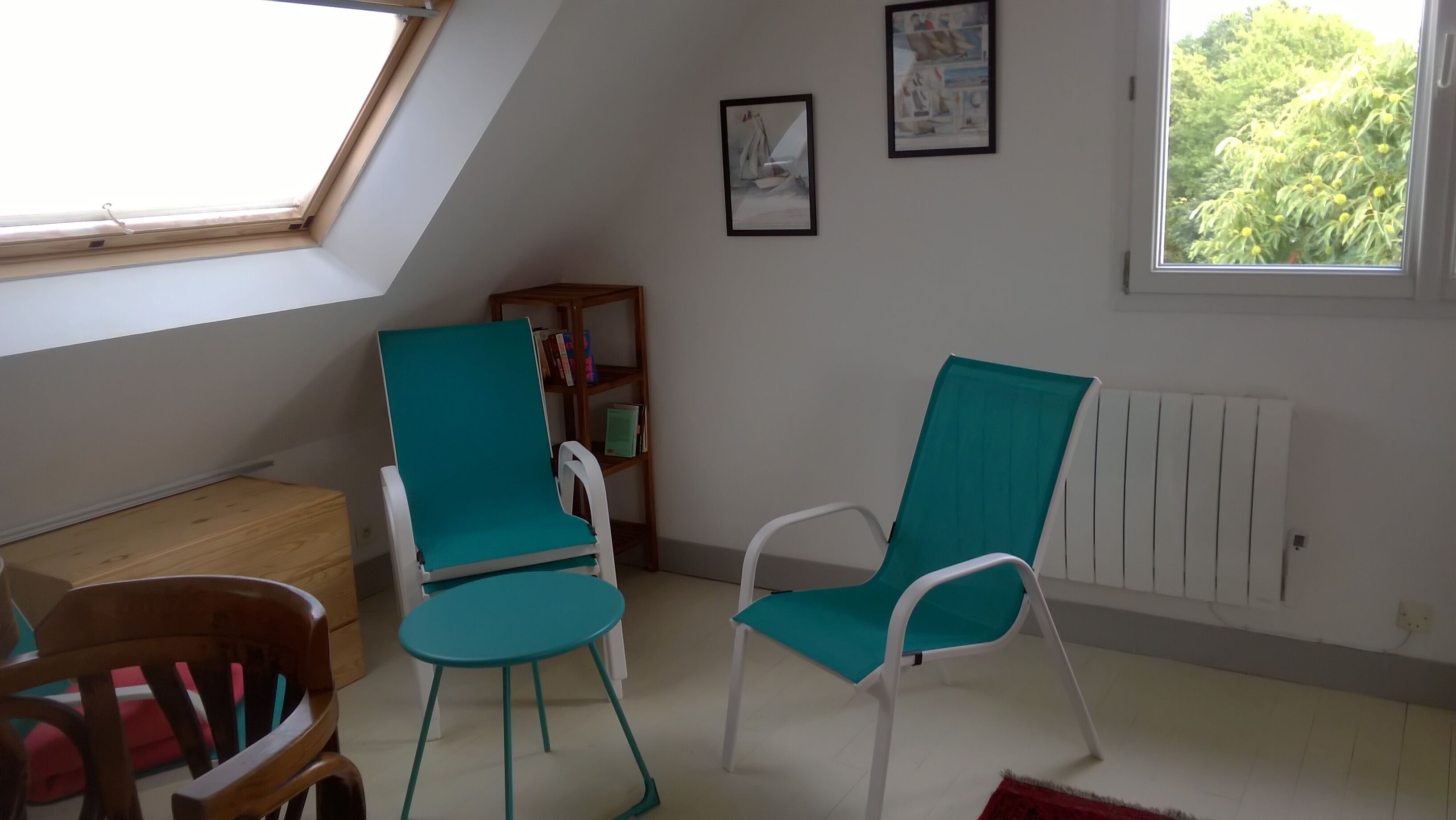 On the river Auray. In peace, T2 entirely equipped in private residence