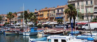 BANDOL Proche Centre Port & Plage - VILLA 97 m² sur Terrain Clos 800 m².