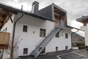 Exterior - Allow yourself to be the starry sky and enjoy the night! (Oetz)