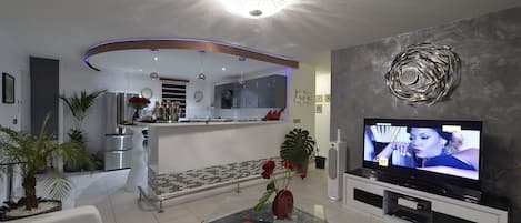 Smart TV, DVD player, stereo, printers