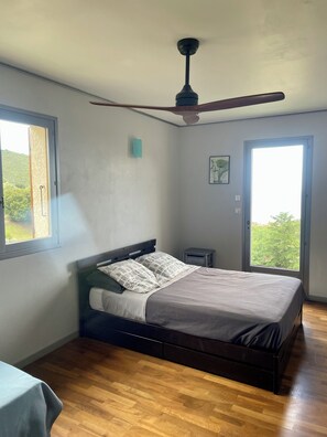 2 habitaciones, cuna de viaje, wifi gratis y ropa de cama 