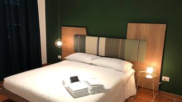 1 bedroom, iron/ironing board, travel crib, WiFi