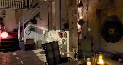 Vacation apartment in 18th century house , nearby Ornans, aside the river