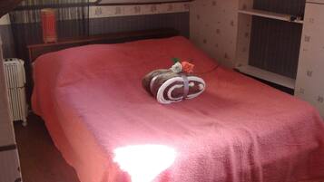 1 chambre, draps fournis