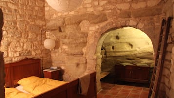 2 chambres, fer et planche Ă repasser, Wi-Fi gratuit, draps fournis